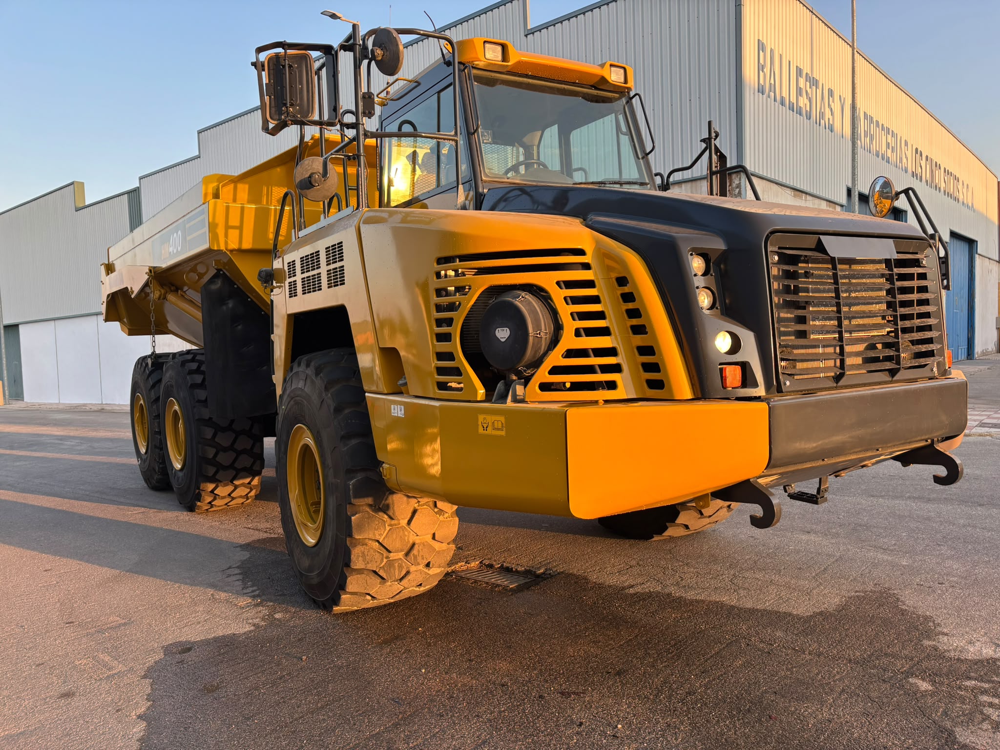 DUMPER ARTICULADO KOMATSU HM400-3 - Imagen 4